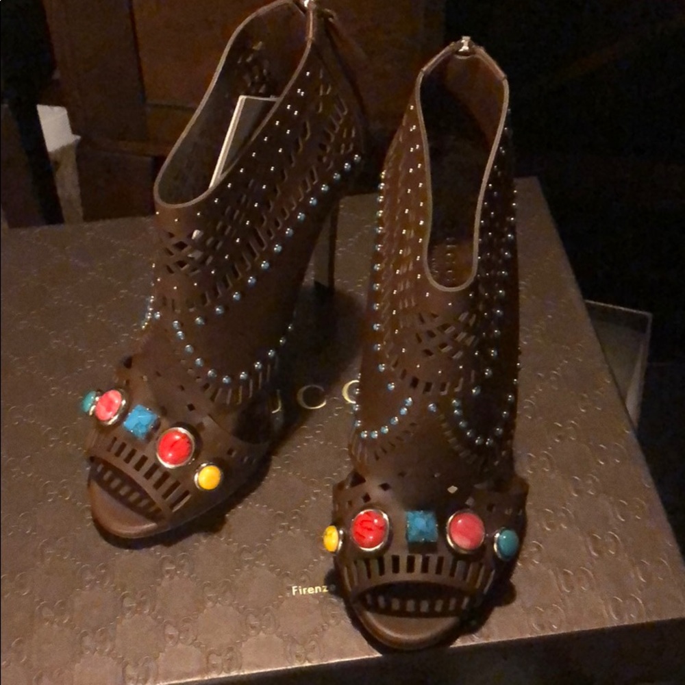 GUCCI shoes